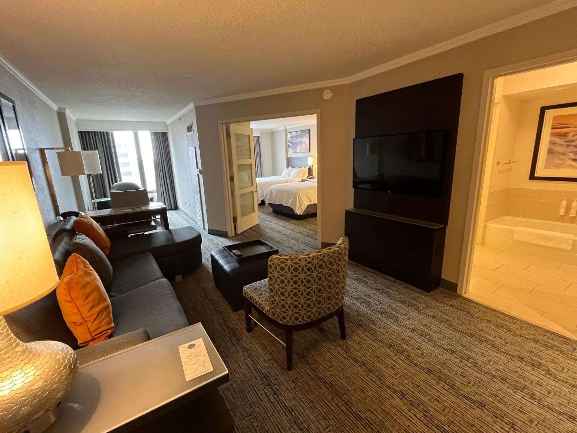 Chicago Marriott Suites O'Hare Rosemont Exterior photo